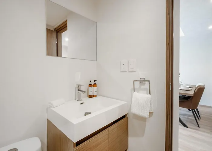 Brand New 2 Bedroom In Reforma - Queen Beds Casa de férias