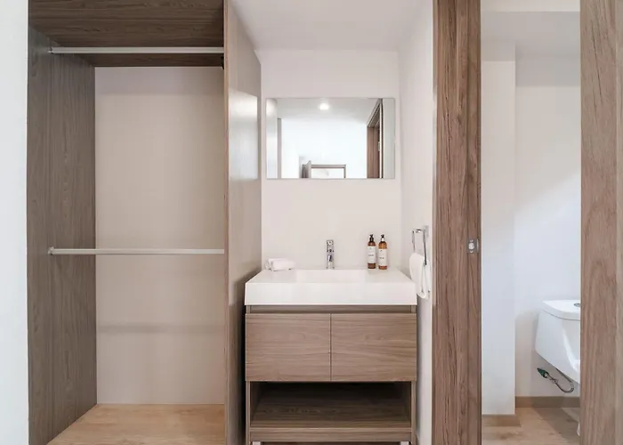 Brand New 2 Bedroom In Reforma - Queen Beds Casa de férias